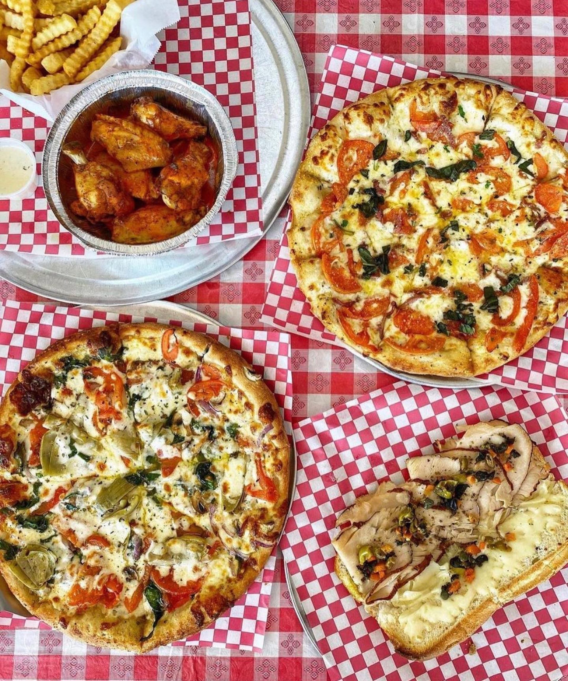 100% Italian Pizza, Wings & Calzones in Houston, TX